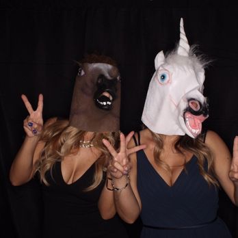Social Photo Booth rental in CA