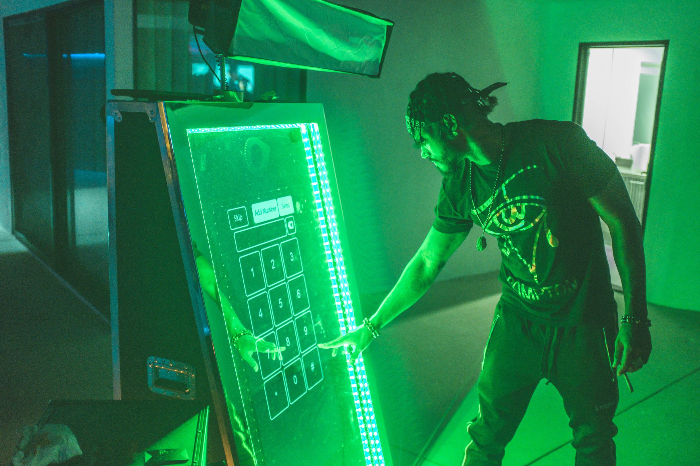 Mirror Photo Booth rental in CA