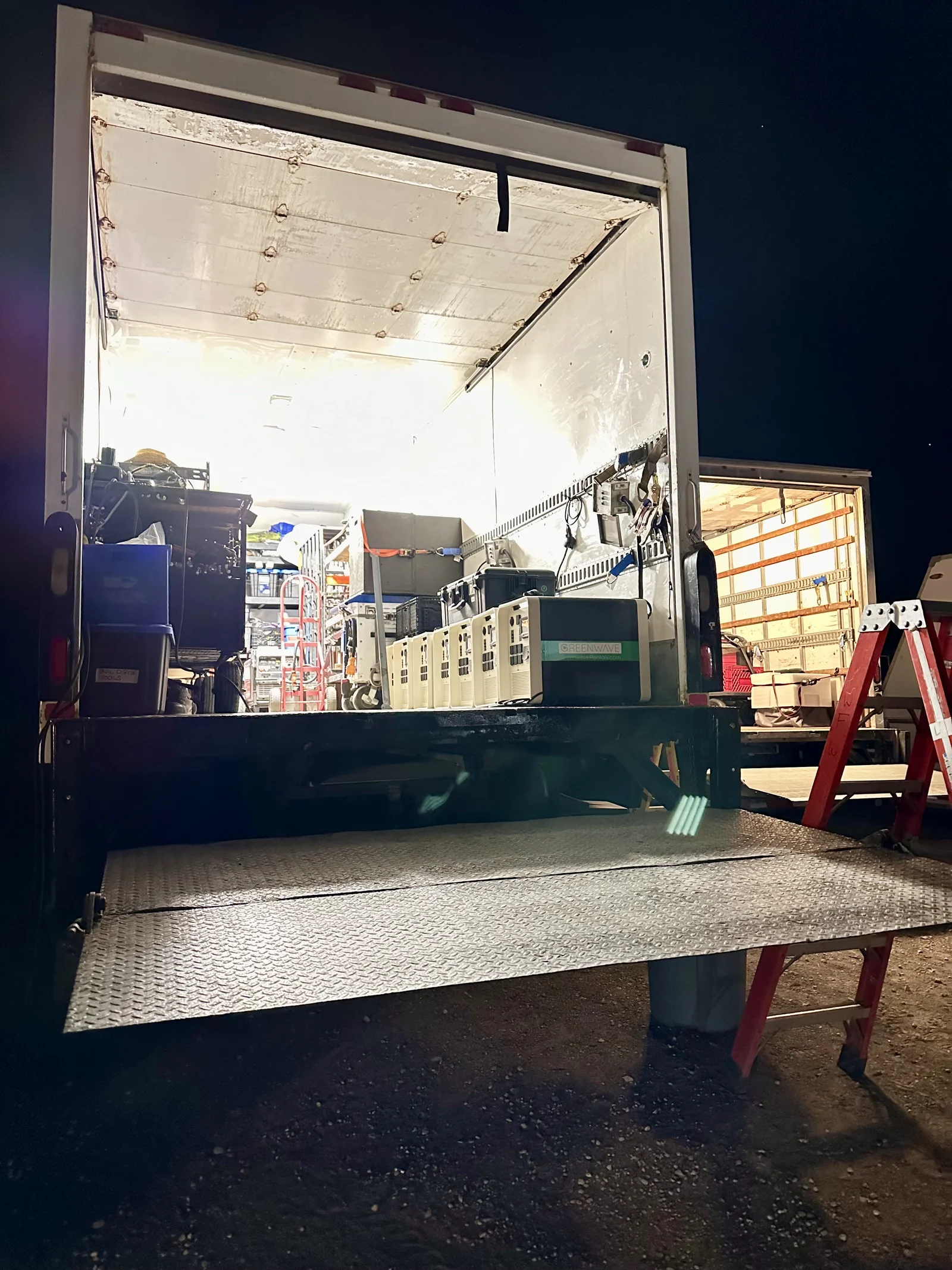 Box truck interior with mobile battery power setup