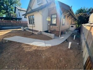 {{ custom_values.service_3 }} in {{custom_values.area_3})