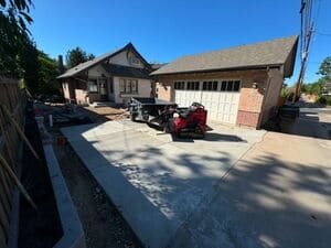 {{ custom_values.service_2 }} in {{custom_values.area_1})