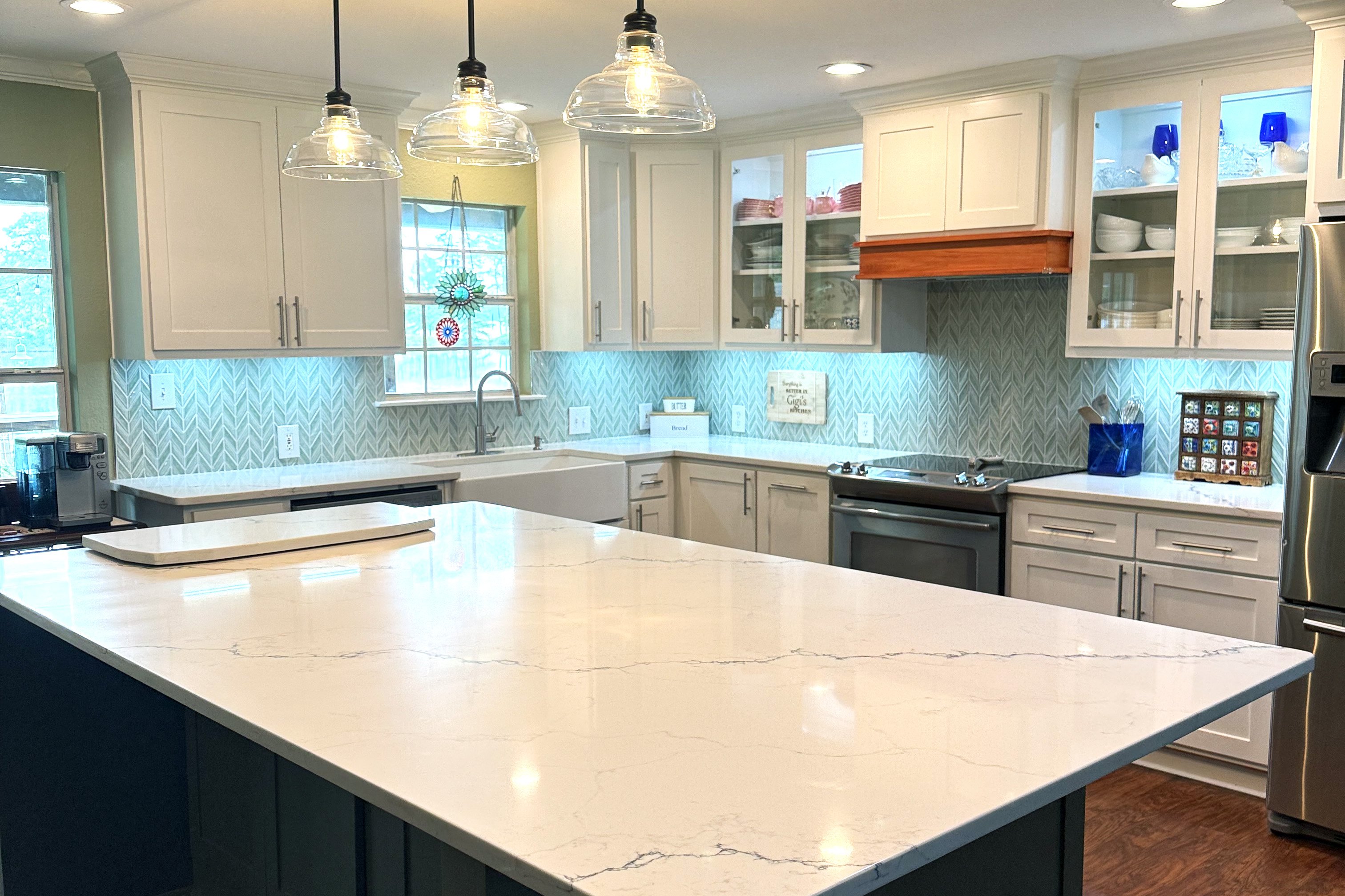white and black wooden kitchen cabinet