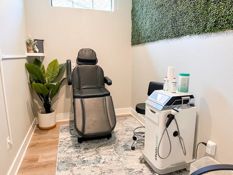 StemWave Therapy at Aware Chiropractic