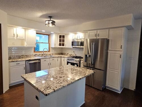 {{ custom_values.service_1 }} in {{custom_values.biz_area_1})