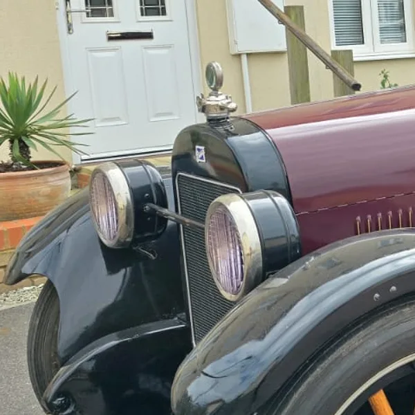 Vintage car headlamps and radiator, vintage car repair in Kent