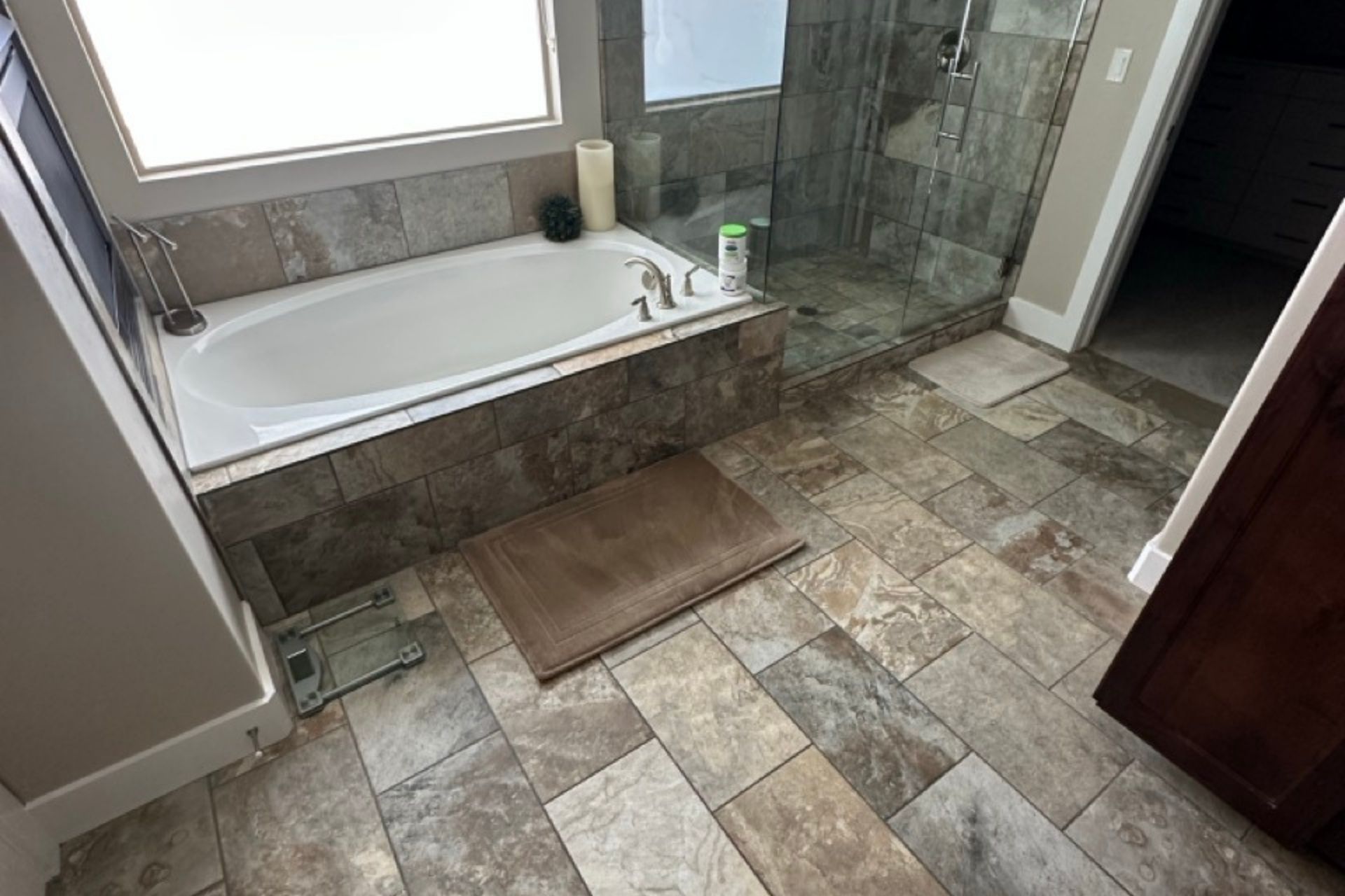  Business & Office Cleaning