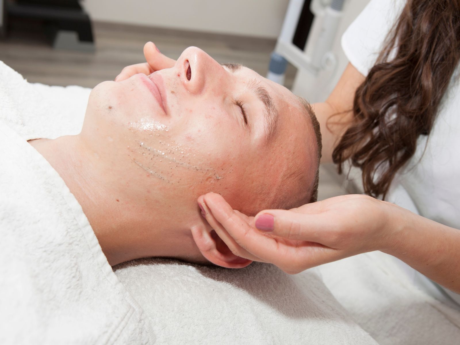 Acnebehandeling bij Healing Skin Clinic in Nuth