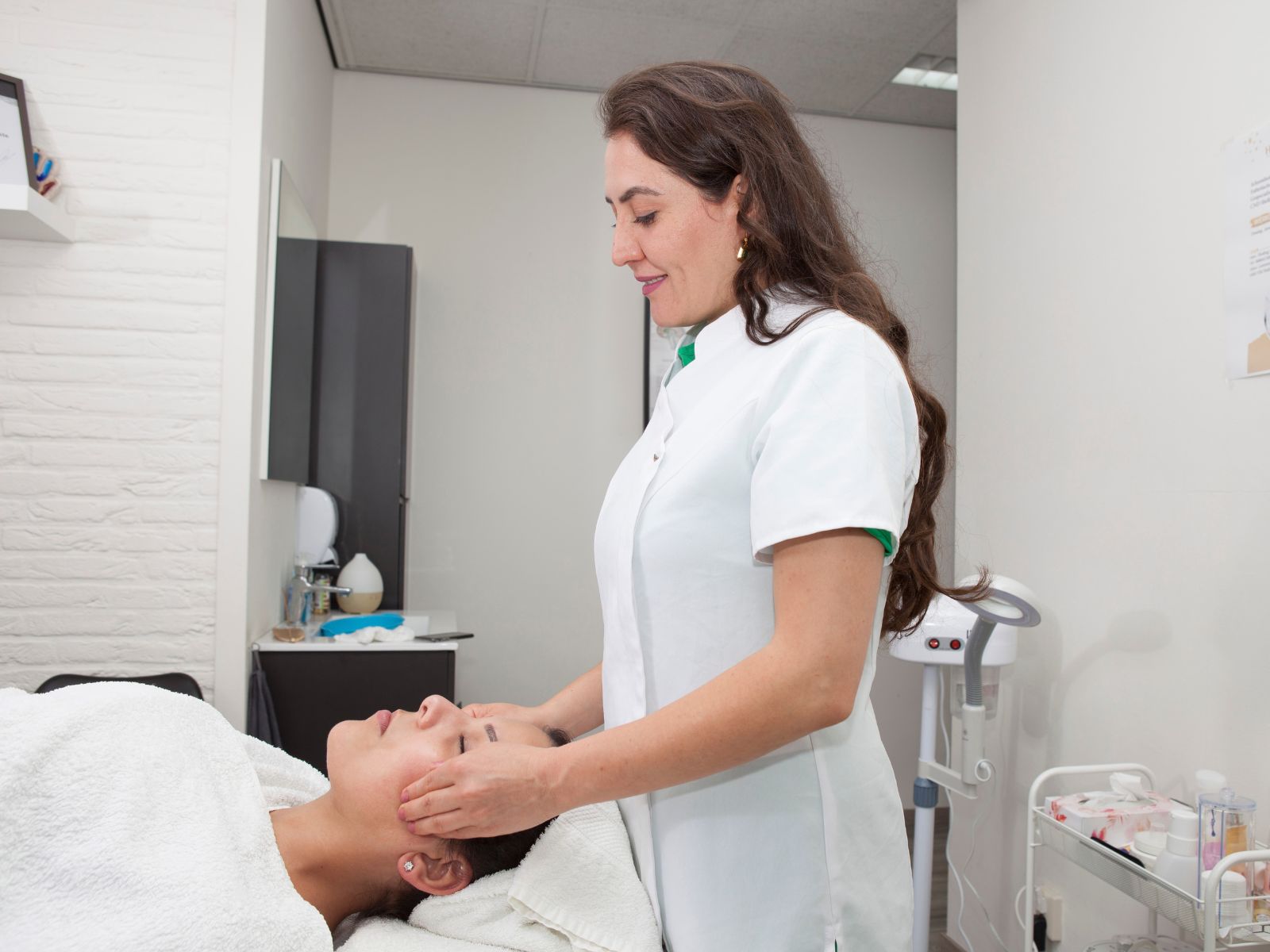 Huidbehandelingen bij Healing Skin Clinic in Nuth