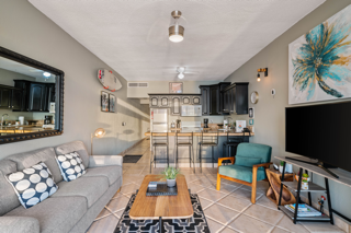 Las Olas B504 — sun-filled 1 bedroom beachfront condo with ocean views