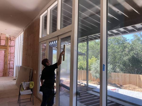 Window cleaning in Milpitas
