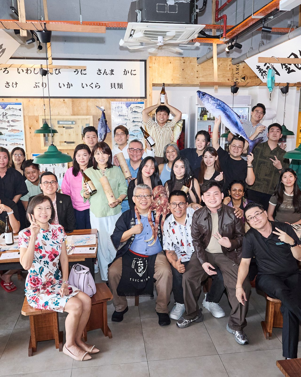 ProVinum guests with Chris Low at a SWAG wine event