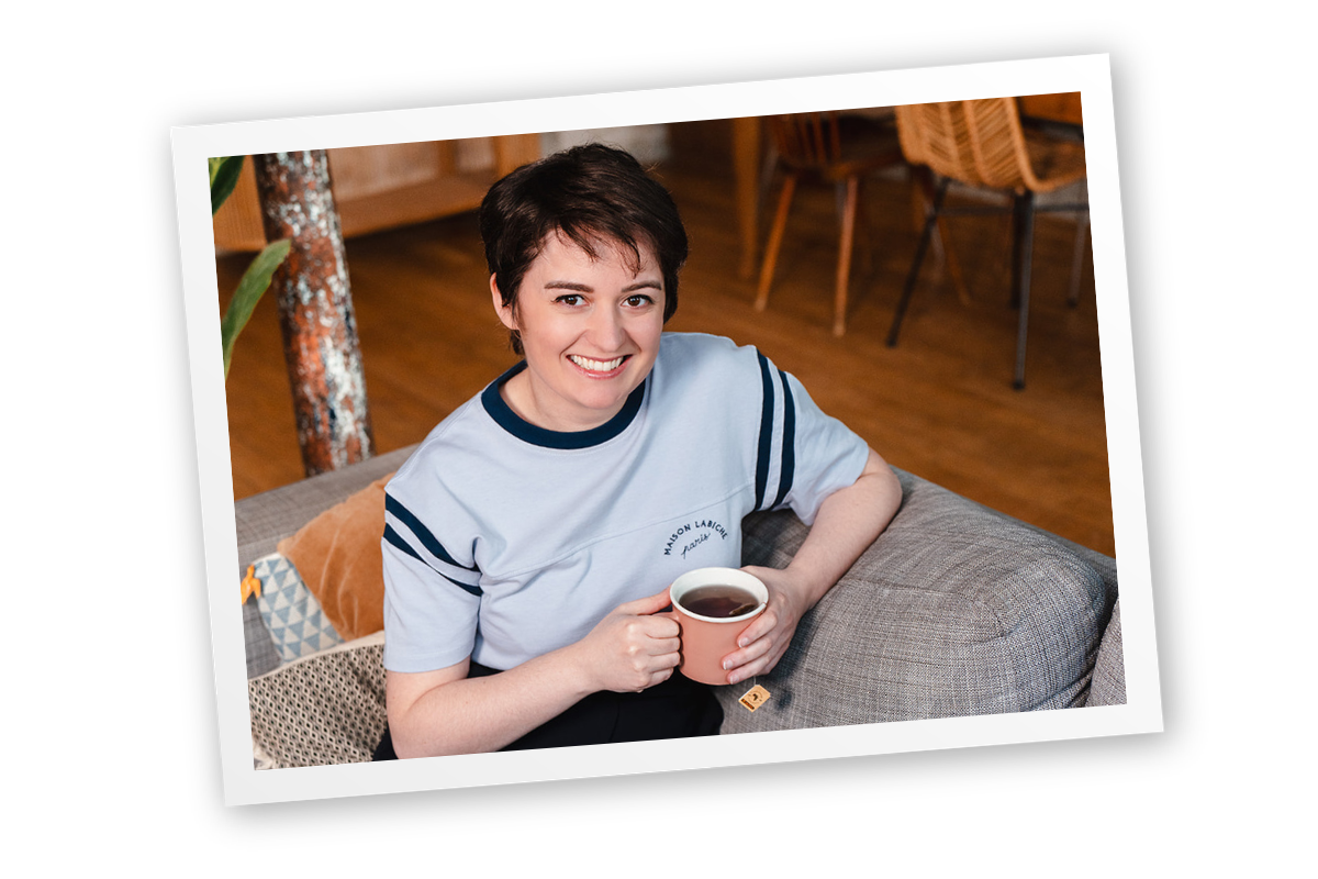 Marthe Déro, fondatrice de Super Assistante, partage son expérience pour aider les futures assistantes virtuelles à comprendre combien de clients sont nécessaires pour vivre de leur activité. Marthe Déro, fondatrice de Super Assistante, partage son expérience pour aider les futures assistantes virtuelles à comprendre combien de clients sont nécessaires pour vivre de leur activité.