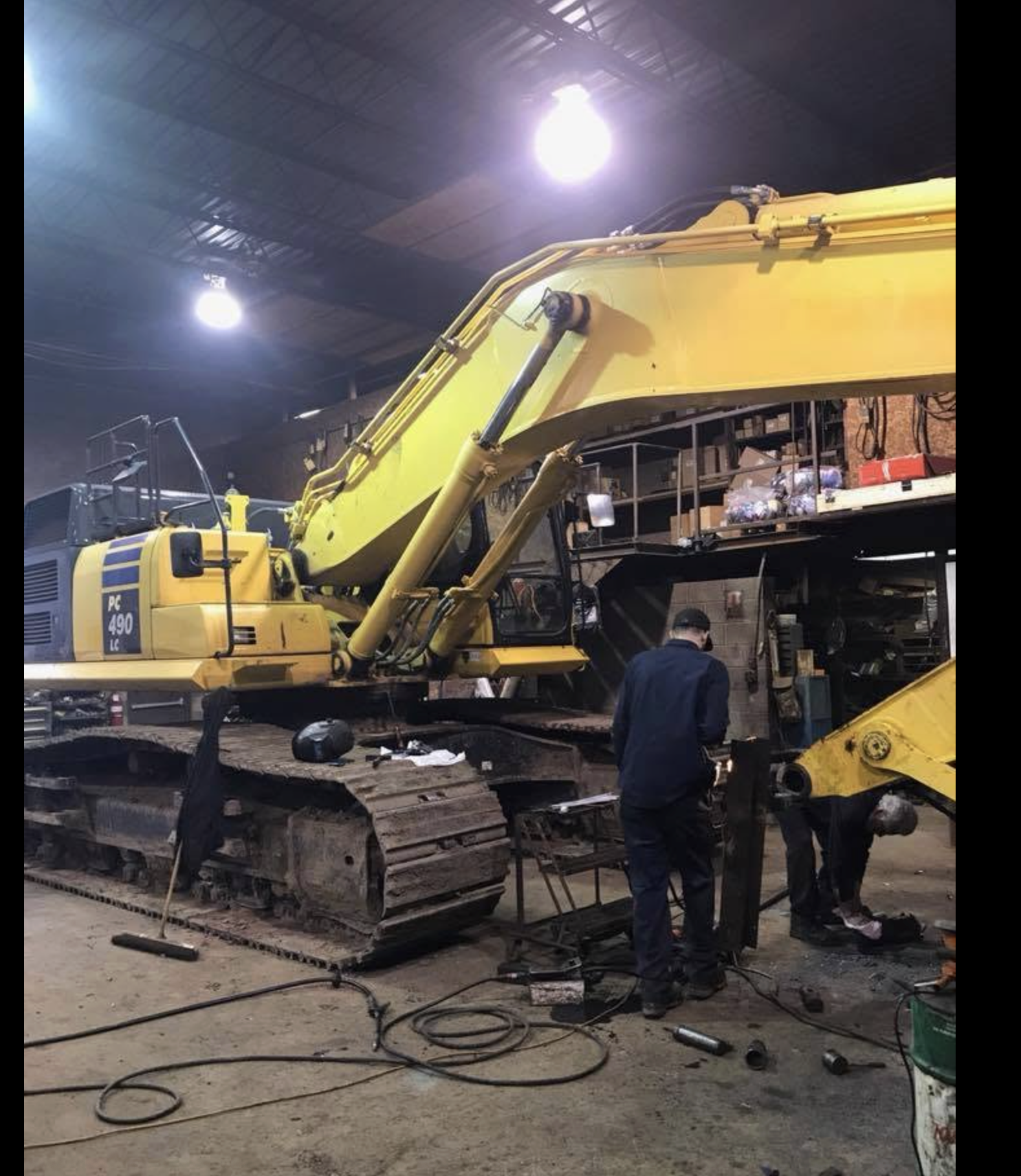 CVA Komatsu excavator