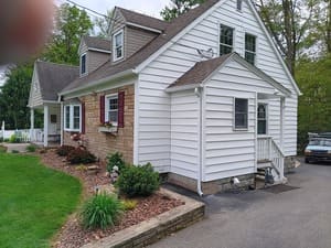 {{ custom_values.service_4 }} in {{custom_values.area_6})