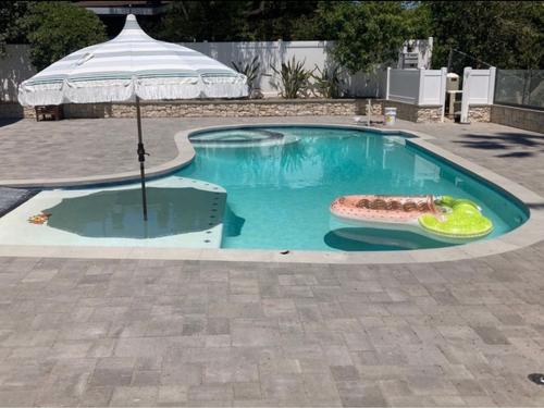 Luxury Pool Project 15