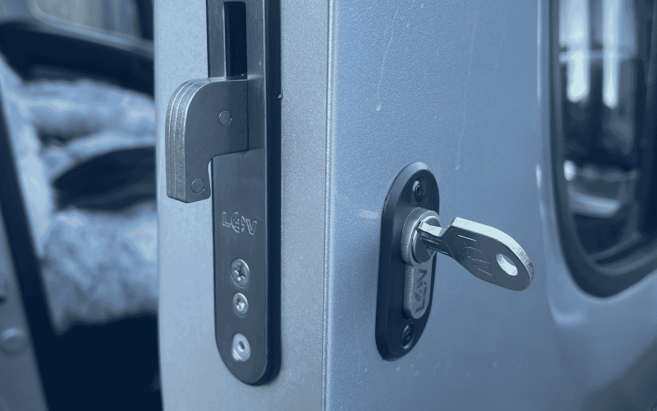 Van Security Hook deadlock