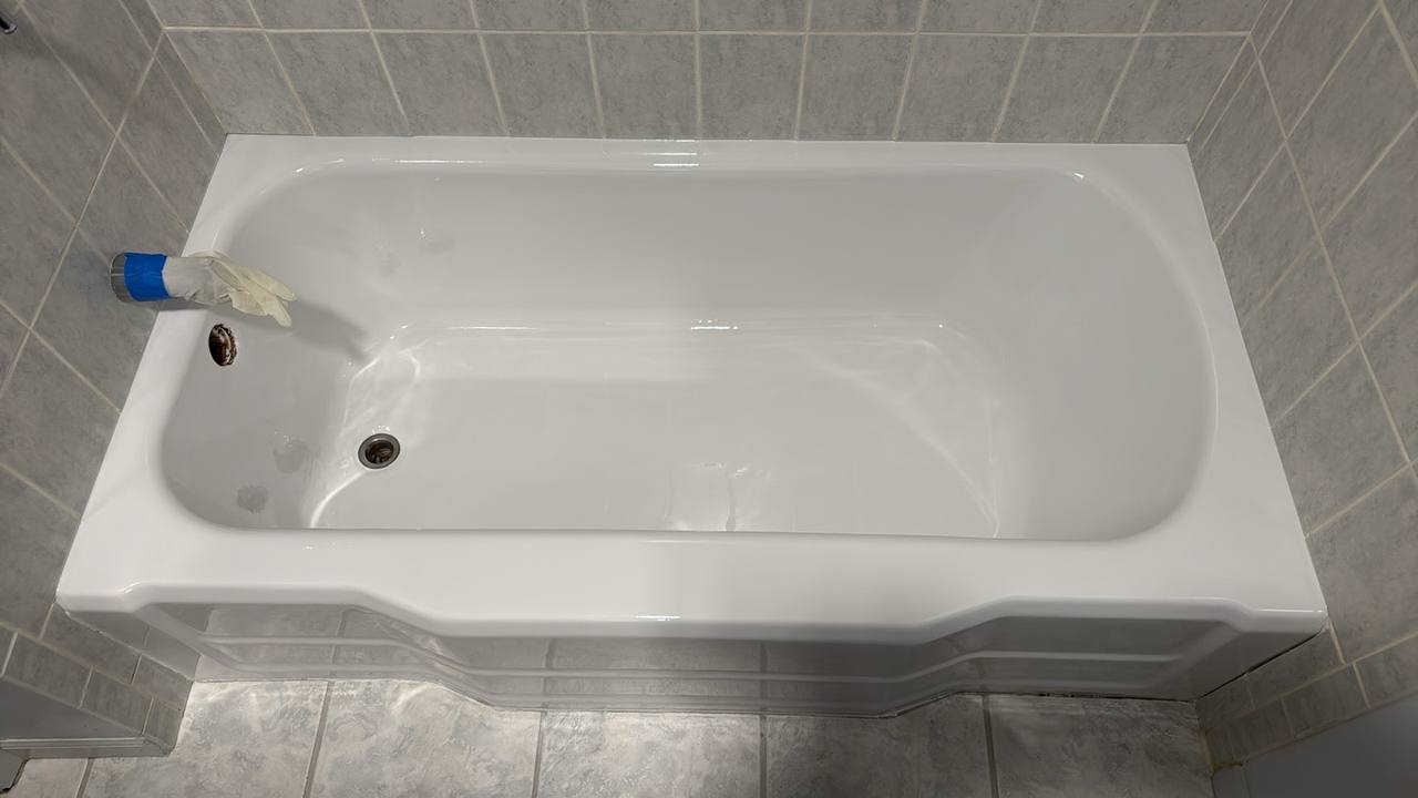 After - reglazed bathtub