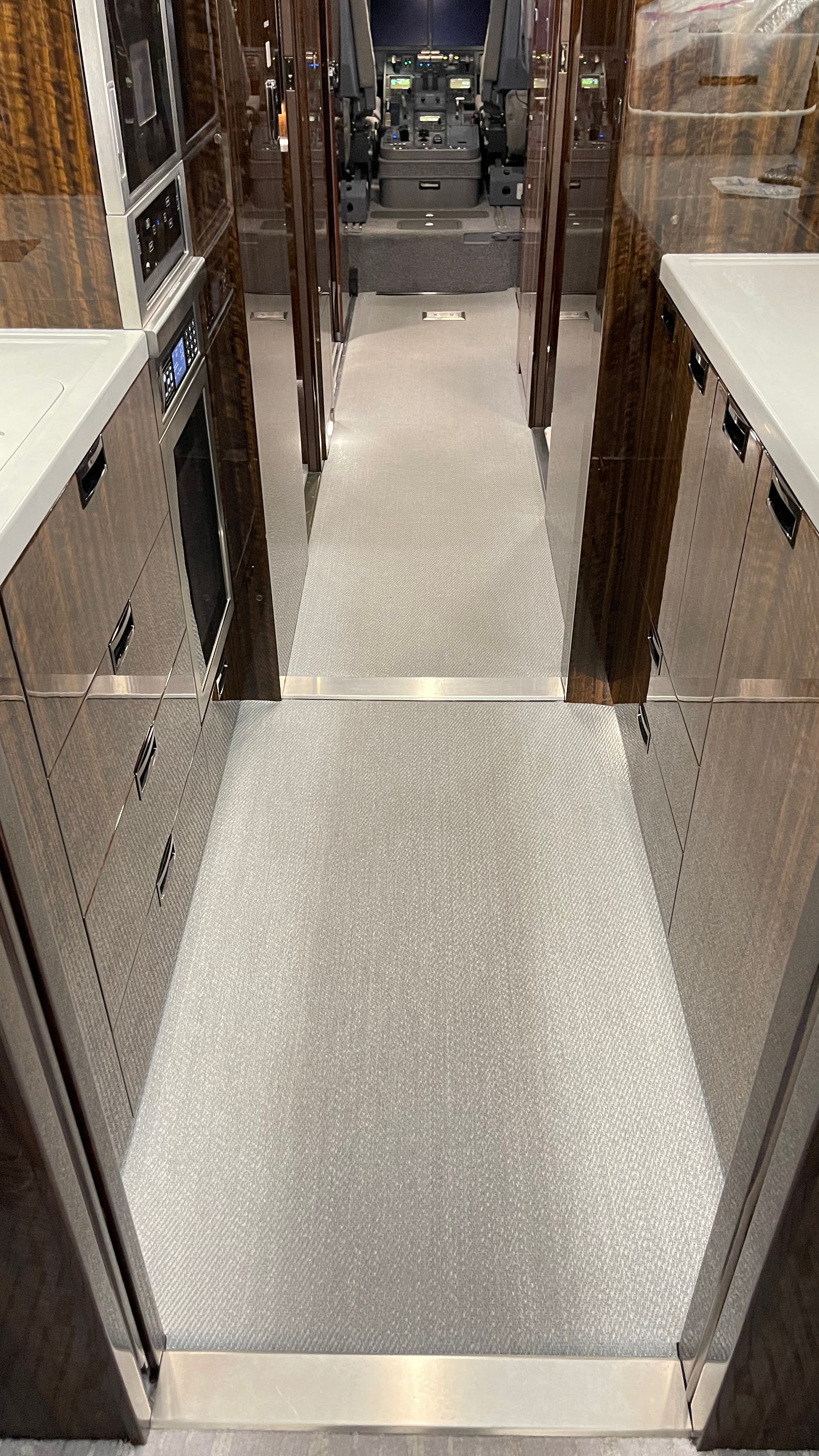 Original G650 walkway to cockpit before refit