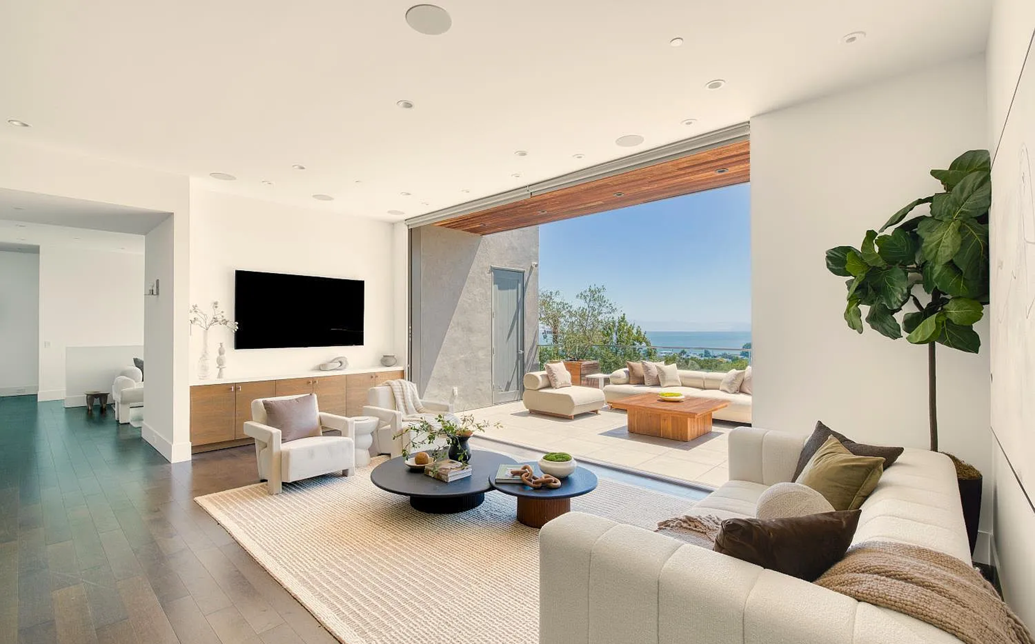 Interior finishing example