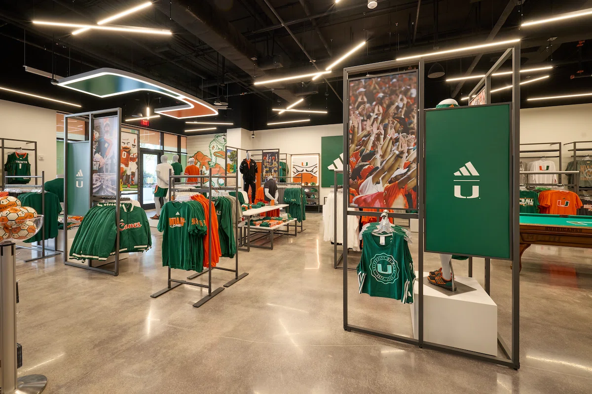 Franchise build-out contractor