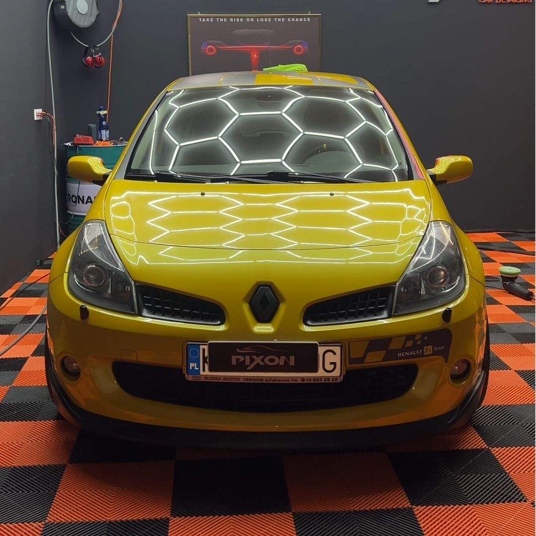 Clio RS F1 Edition lucidatura nanoceramica
