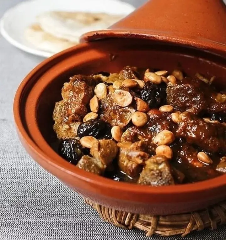 Tajine Veau Pruneaux Traiteur