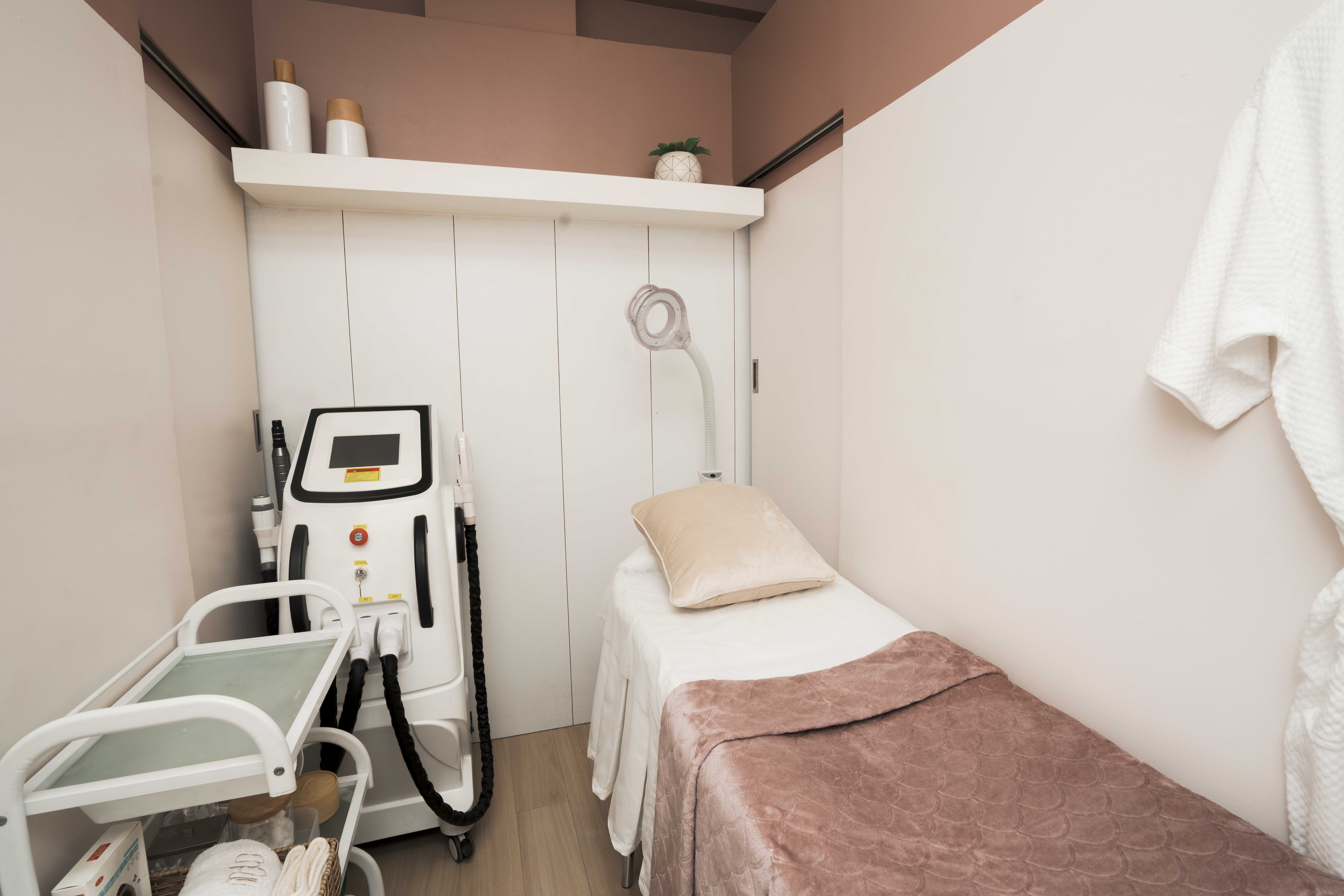 Polynucleotide treatments are performed in a clinical setting following a personalized consultation and treatment plan.