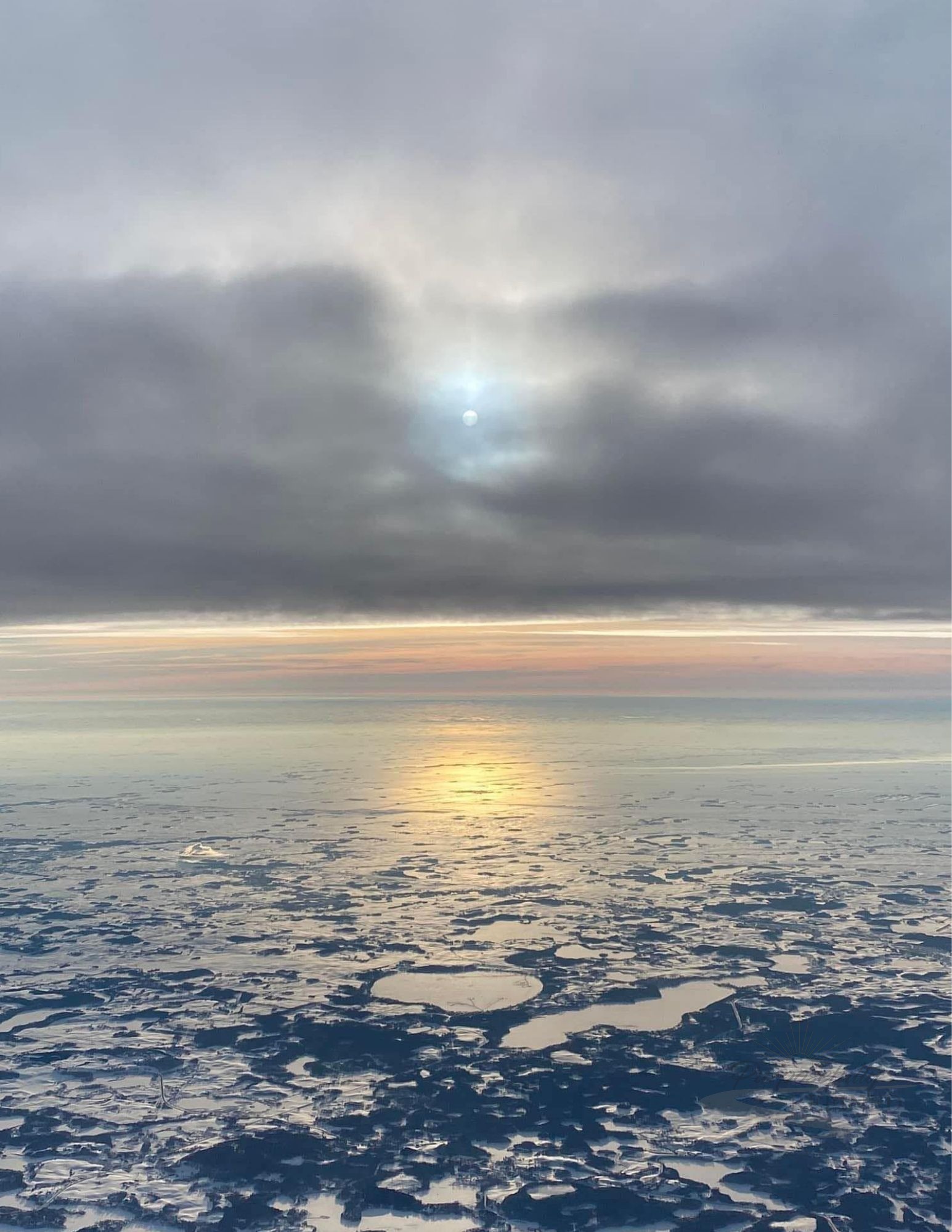 Moment 21 — Sovereign — Sun Over Ice