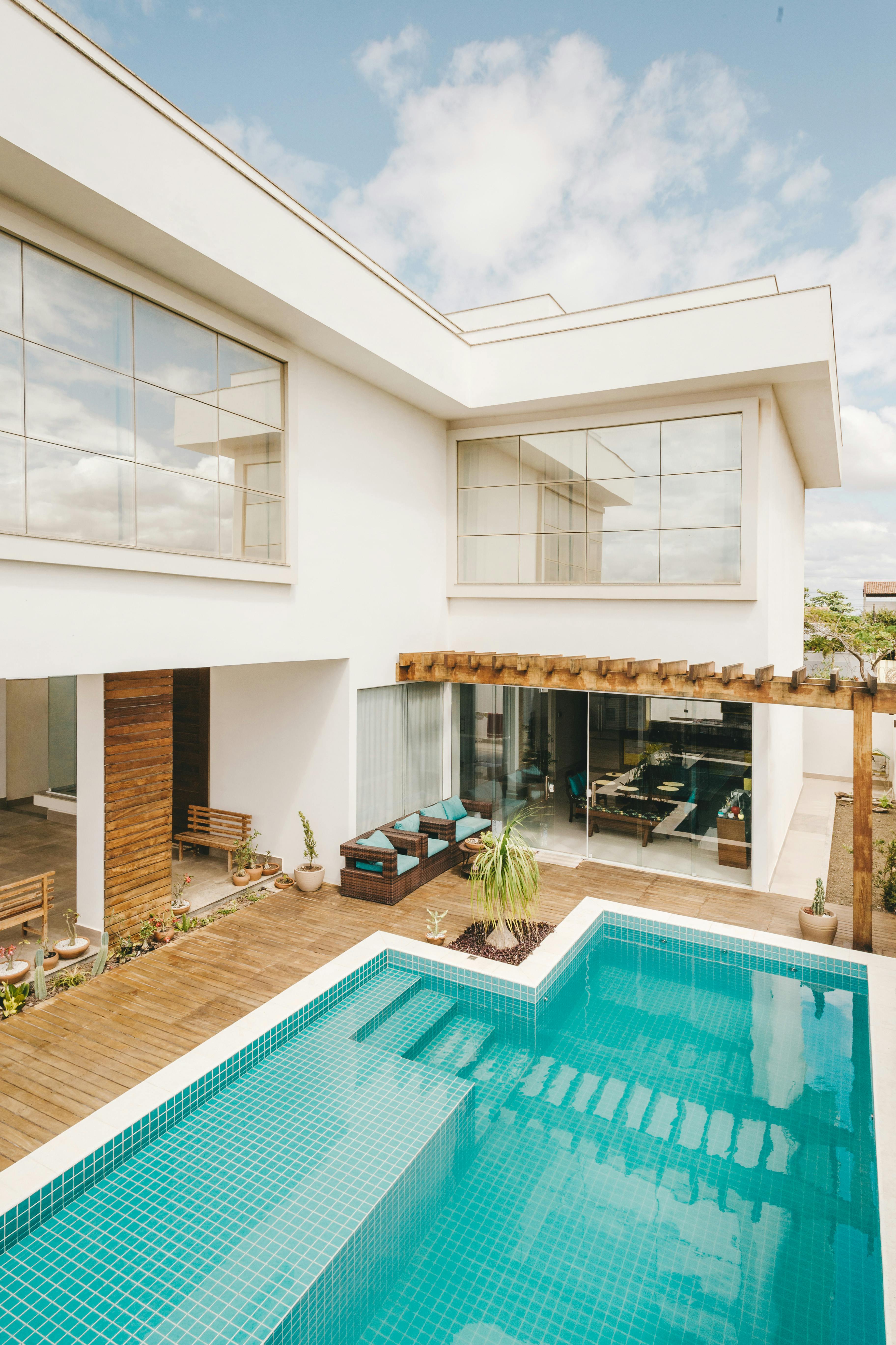 Modern luxury house backyard