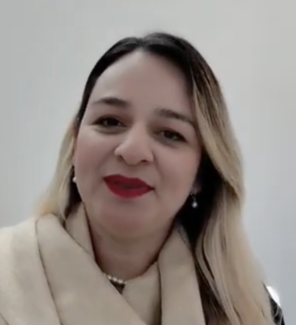 Laura Torres