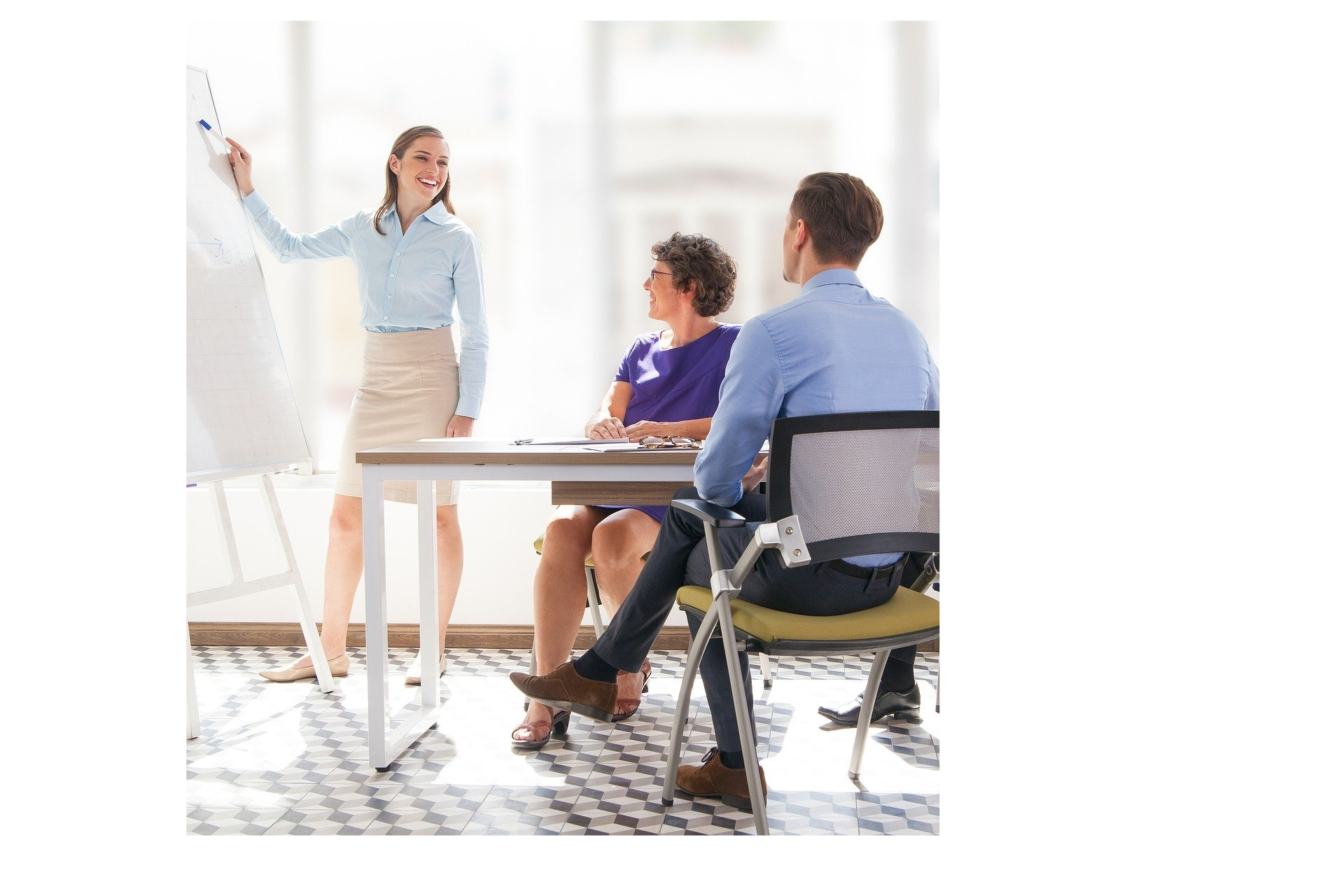 A British teacher with students at Influential English