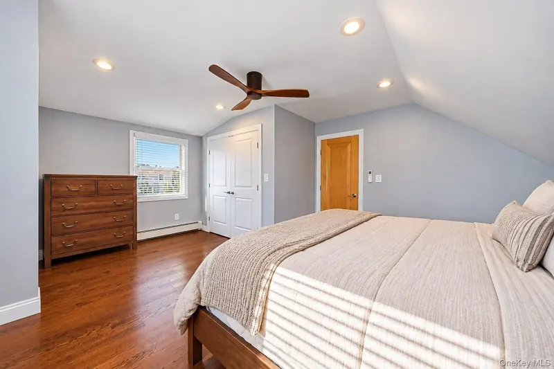 Upstairs bedroom
