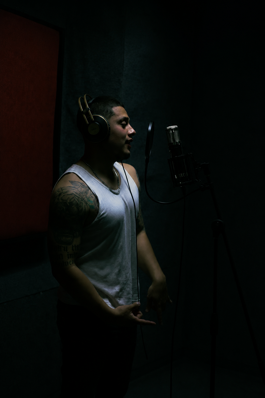 Artist tracking in the recording booth