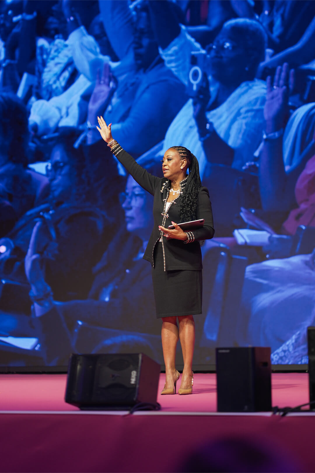Gloria Mayfield Banks speaking on an international stage