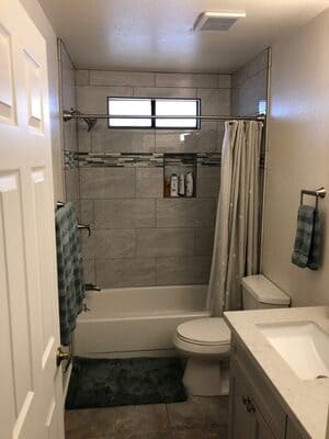 {{ custom_values.service_2 }} in {{custom_values.area_3})