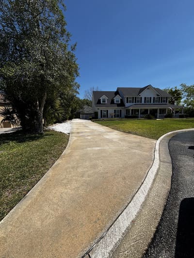 {{ custom_values.service_1 }} in {{custom_values.area_3})