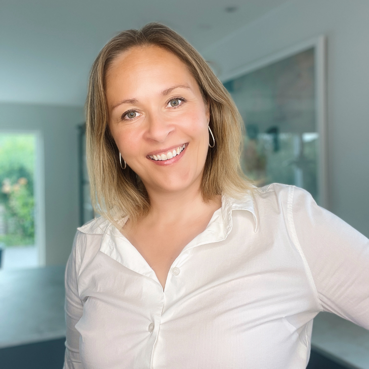 Portrait of Nina, Founder of Absolute Knowing.
