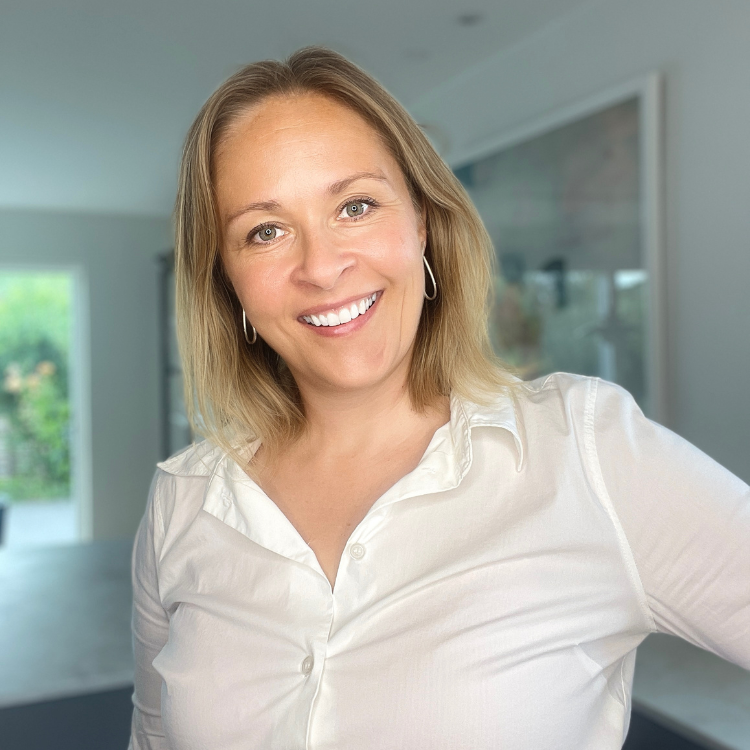 Portrait of Nina, Founder of Absolute Knowing.