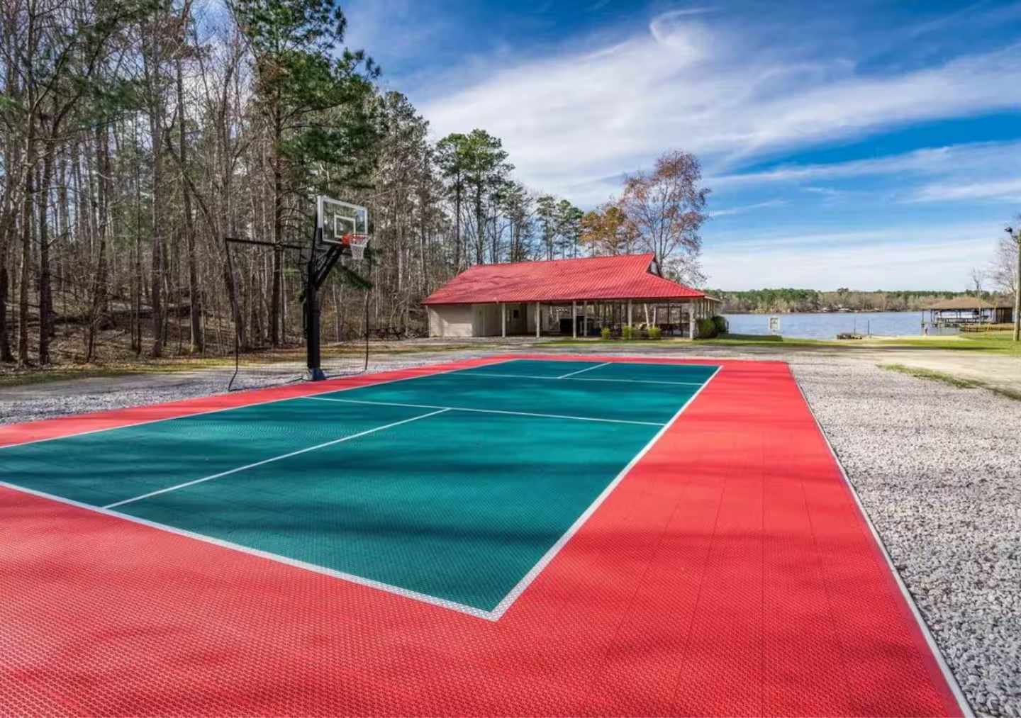 Multi-Sport Basketball & Pickleball Court