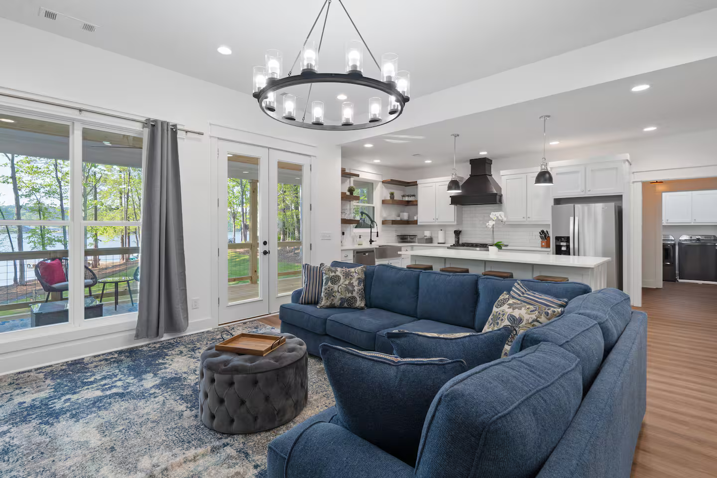 Lakeside Open-Concept
