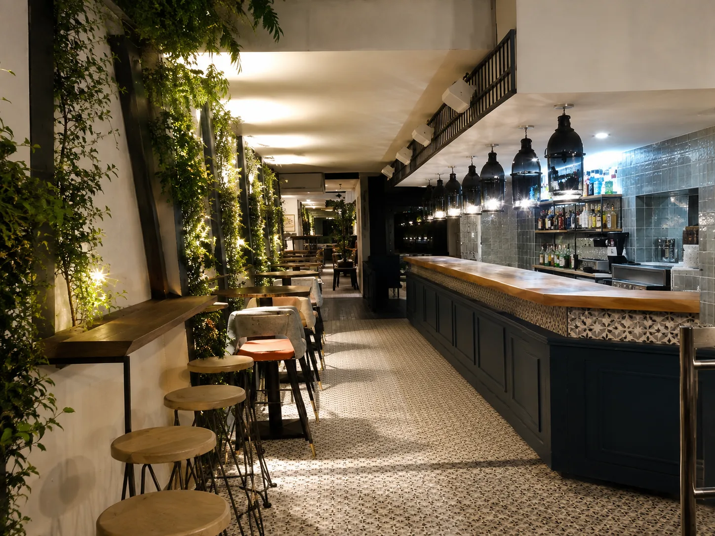 Restaurante Taiga — Comedor después