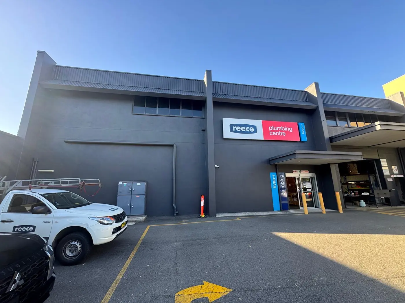 Retail & Commercial Fit-Outs 11