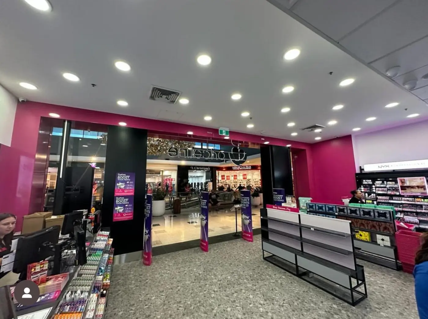 Retail & Commercial Fit-Outs 10