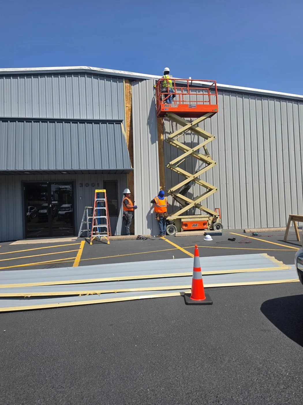 Metal siding installation at a Fort Worth commercial property