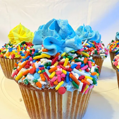 Custom cupcakes from Providence Delices