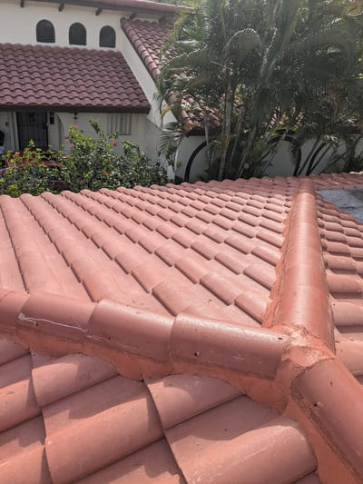 Commercial roof repair in Tamarac