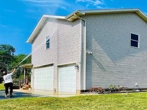 {{ custom_values.service_4 }} in {{custom_values.area_7})