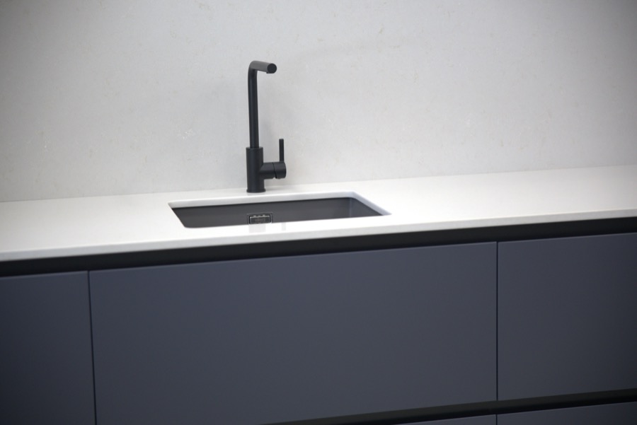 Detalle de grifer&iacute;a Aran Cucine
