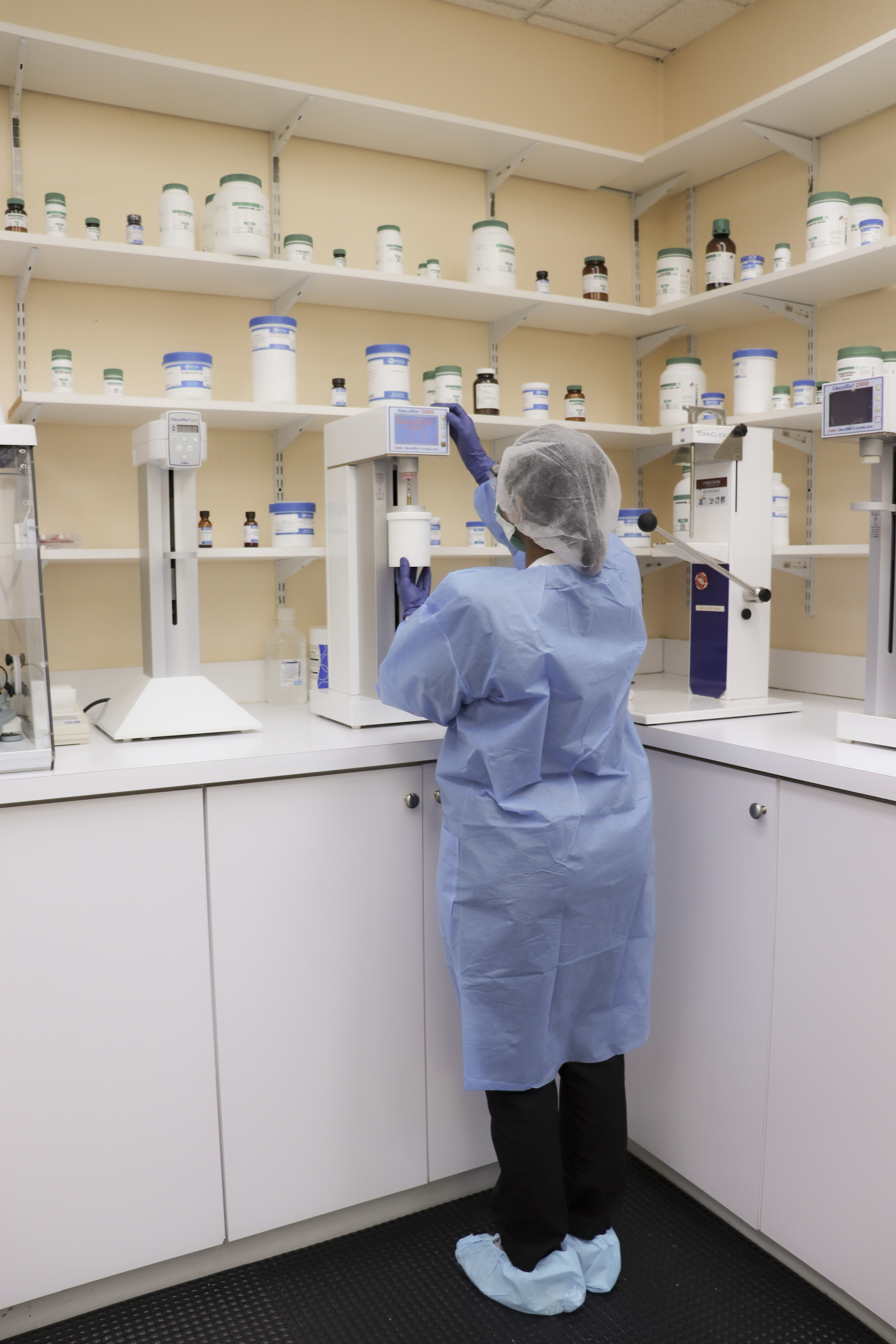 Compounding Lab