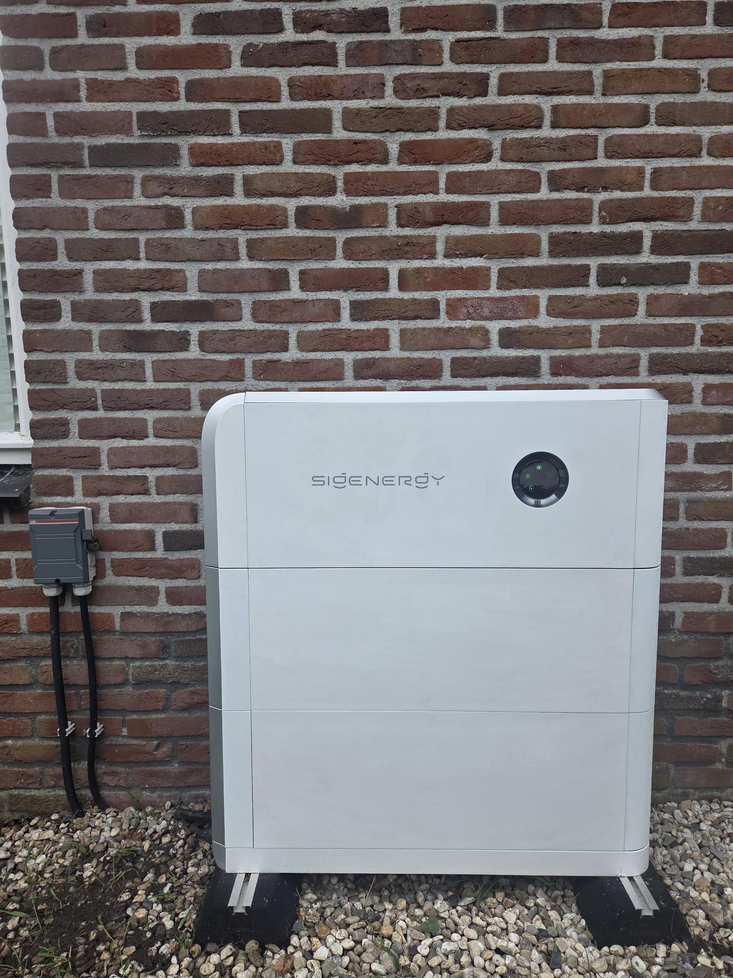 Projectfoto van elektrotechnisch installatiewerk door Grotenhuis Installatietechniek, Thuisbatterij